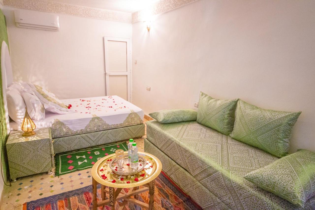פס Riad Rayhana מראה חיצוני תמונה